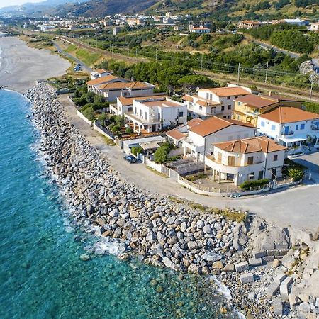 Le Casette Sul Mare - Case Vacanza Cittadella del Capo Eksteriør bilde