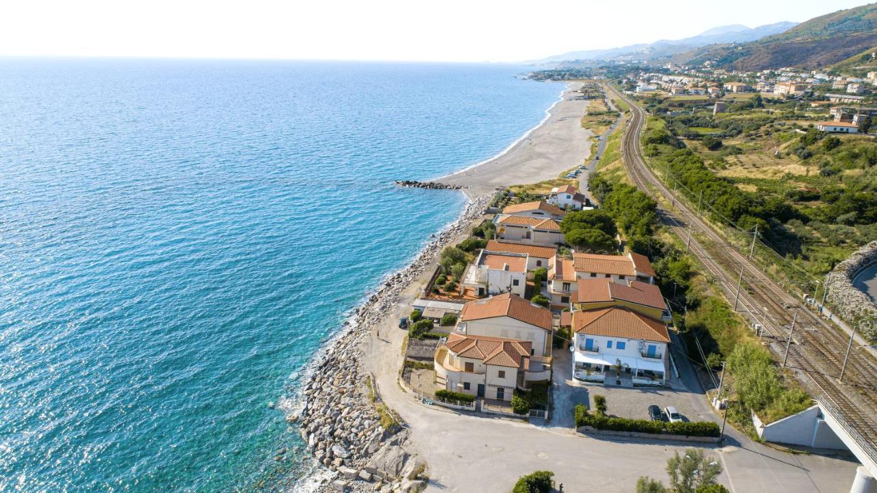 Le Casette Sul Mare - Case Vacanza Cittadella del Capo Eksteriør bilde